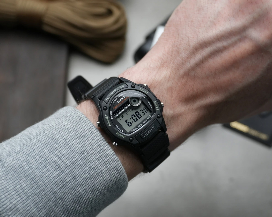 Casio W-220H-1A Casio W-220H-1A