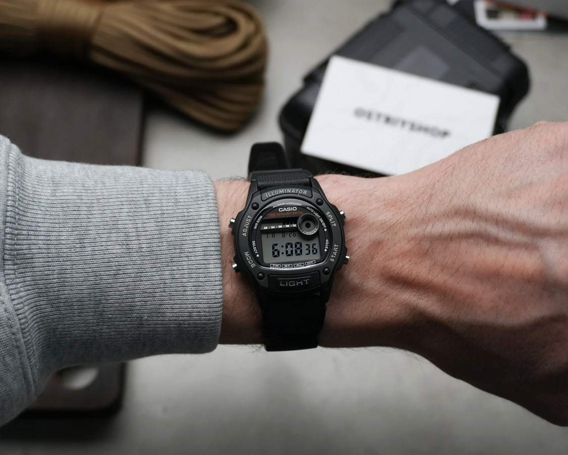 Casio W-220H-1A Casio W-220H-1A