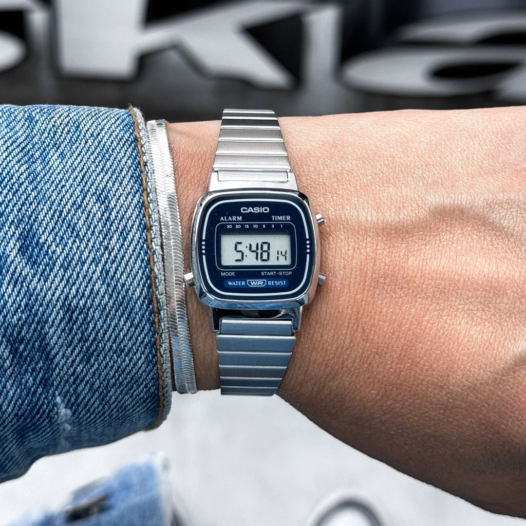 Casio LA670WA-2E Casio LA670WA-2E