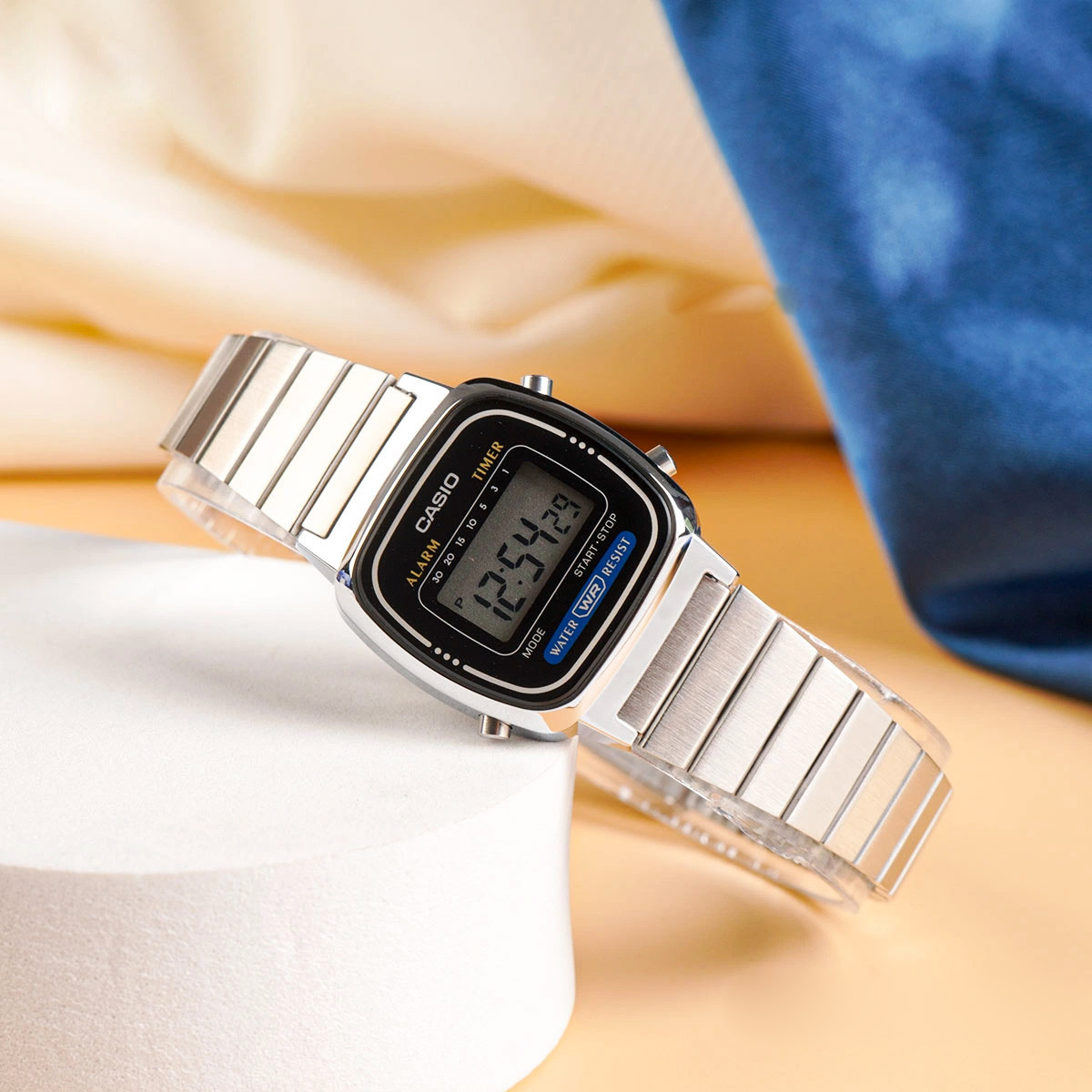 Casio LA670WD-1E Casio LA670WD-1E