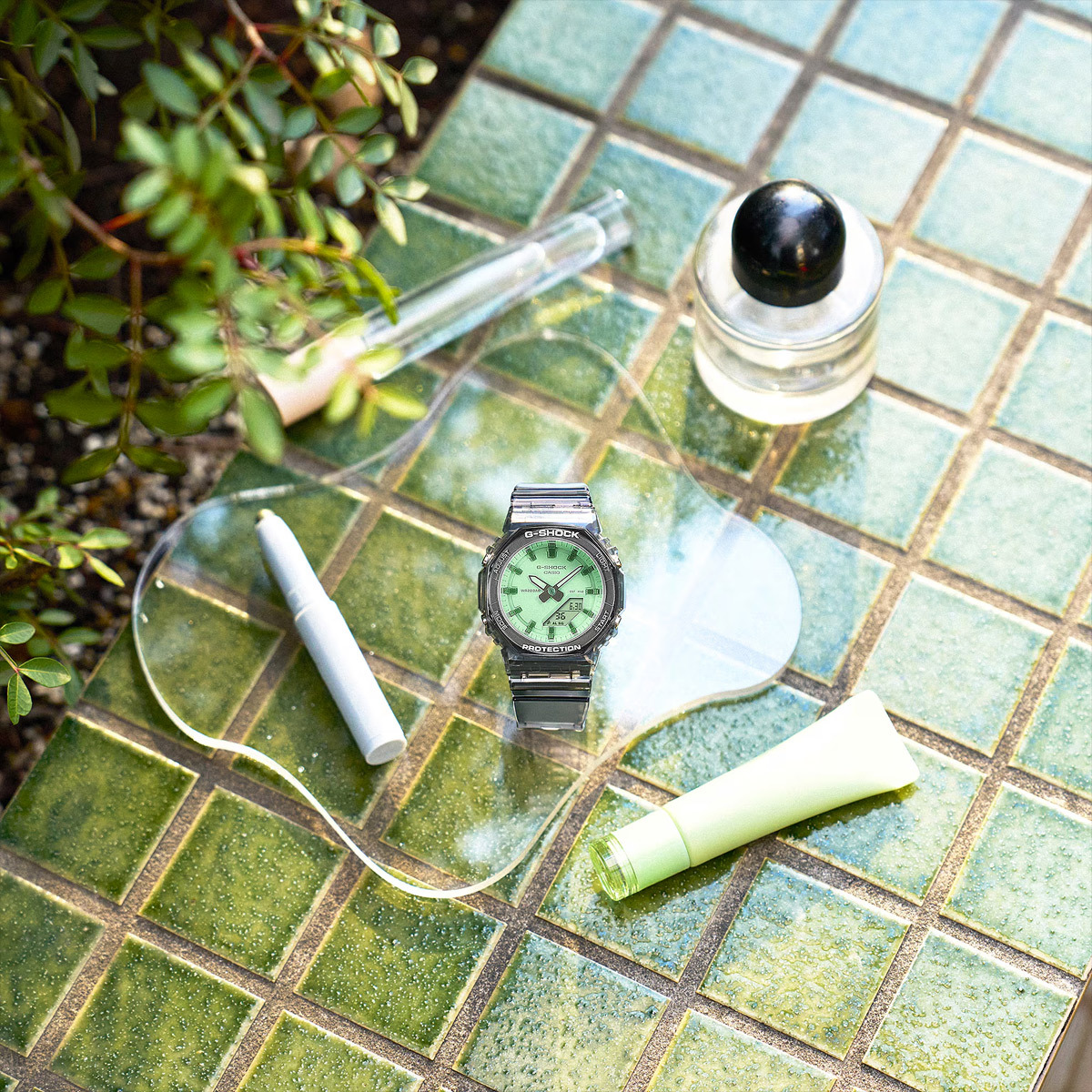 Casio GMA-P2100SR-1A Casio GMA-P2100SR-1A