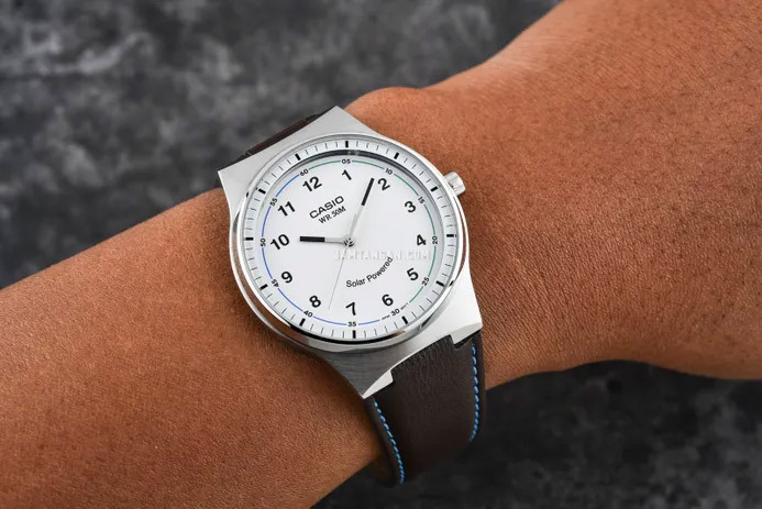 Casio MTP-RS105L-7B Casio MTP-RS105L-7B