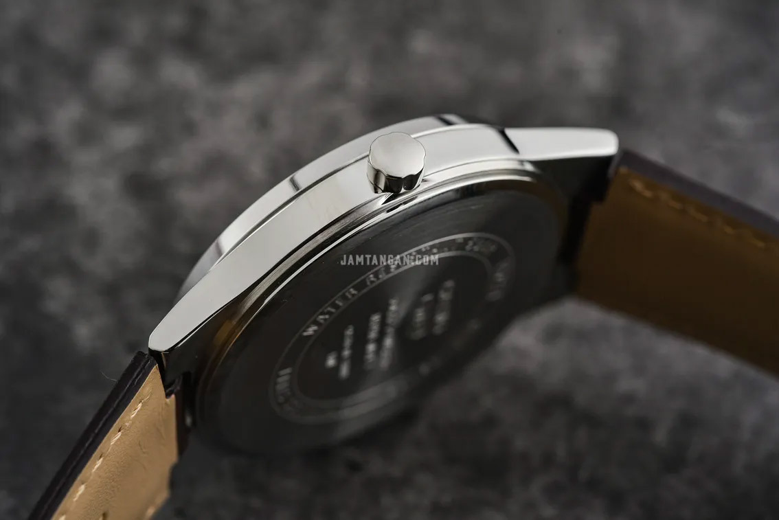 Casio MTP-RS105L-7B Casio MTP-RS105L-7B