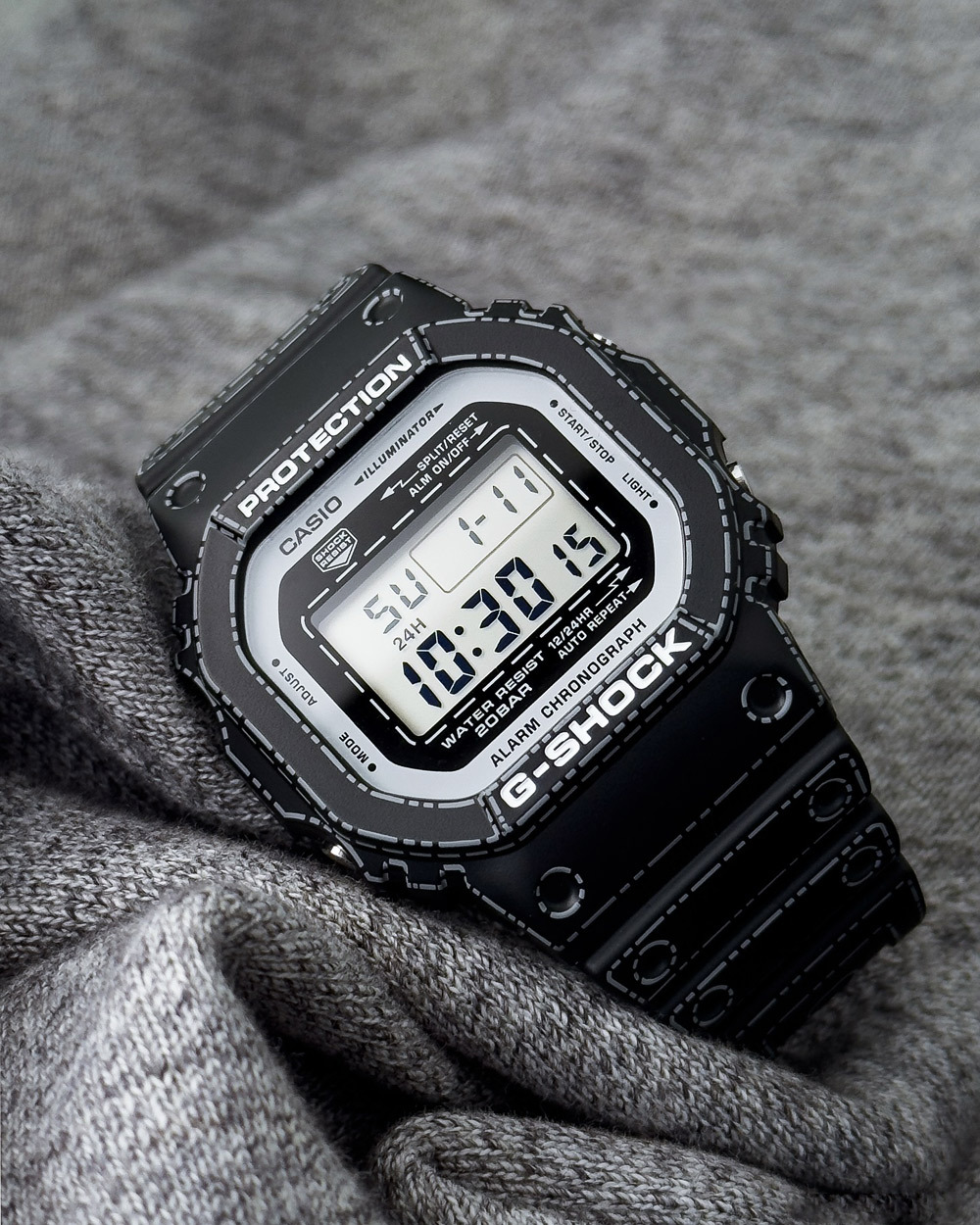Casio DW-5600RGM-1E Casio DW-5600RGM-1E