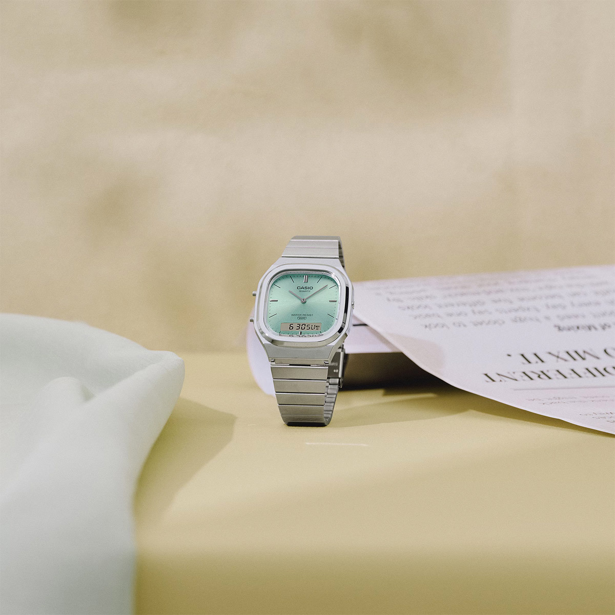 Casio AQ-240E-2A Casio AQ-240E-2A