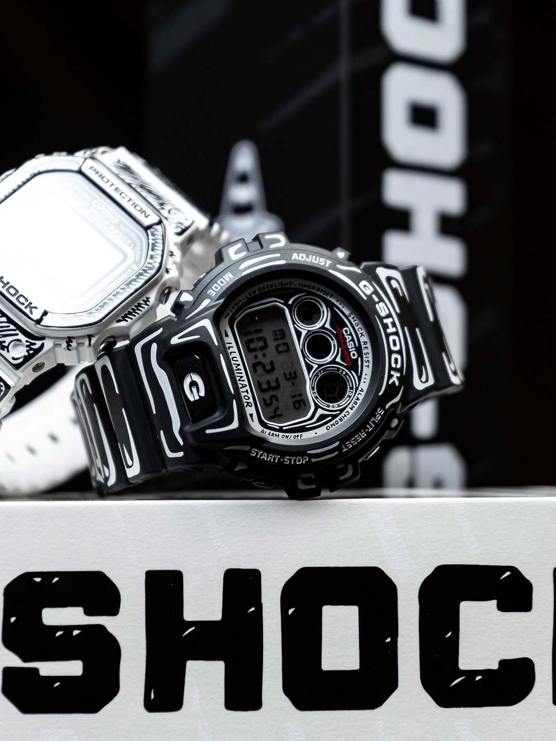 Casio DW-6900JV-1E Casio DW-6900JV-1E