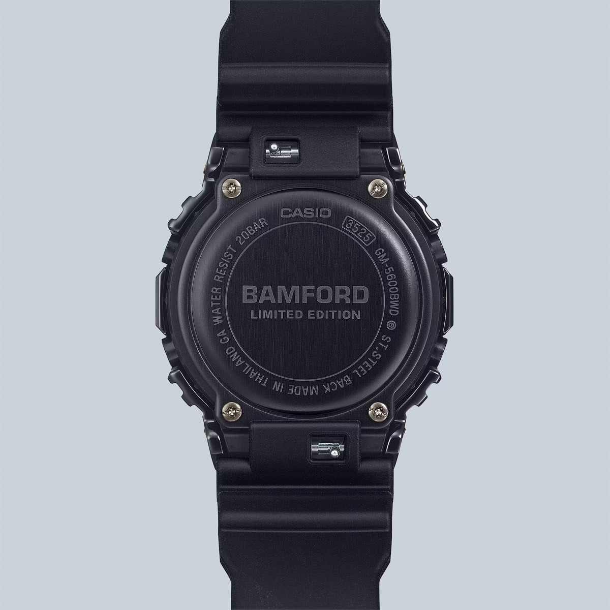 Casio GM-5600BWD-1E Casio GM-5600BWD-1E