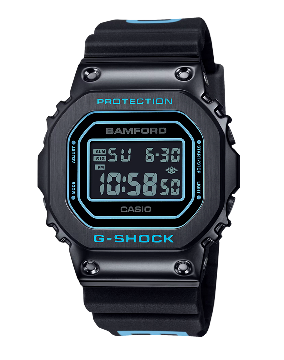 Casio GM-5600BWD-1E