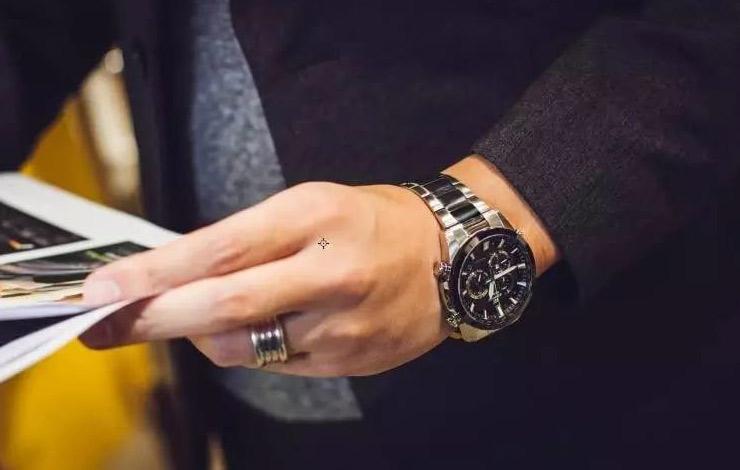 Casio EQW-T640DB-1A Casio EQW-T640DB-1A