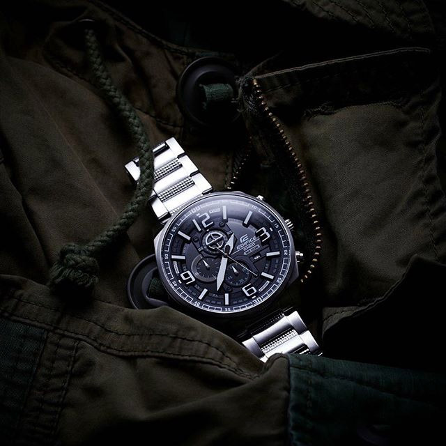 Casio EFR-555D-1A Casio EFR-555D-1A