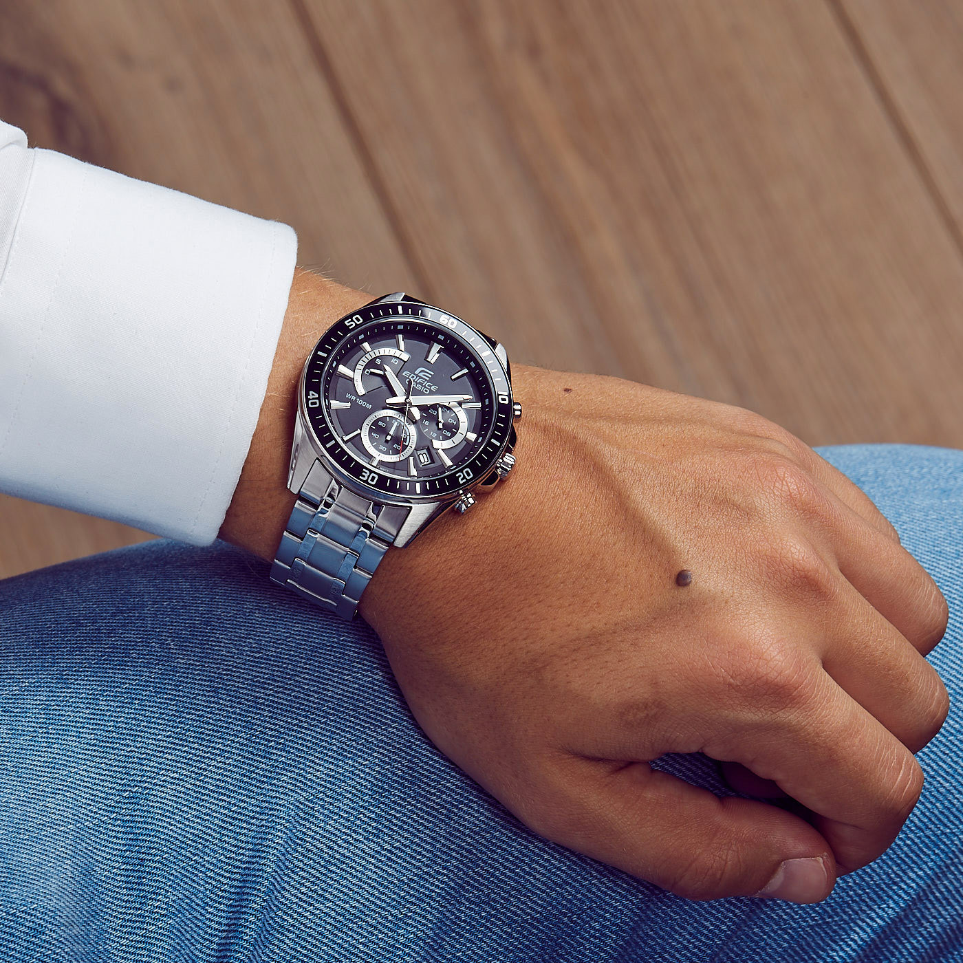 Casio EFR-552D-1A Casio EFR-552D-1A