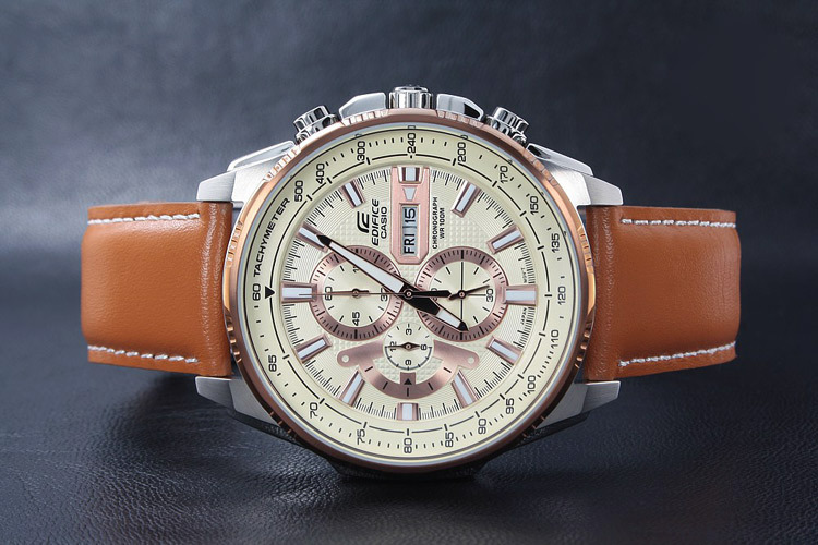 Casio EFR-549L-7A Casio EFR-549L-7A