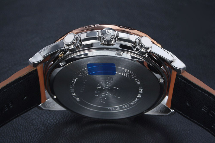 Casio EFR-549L-7A Casio EFR-549L-7A