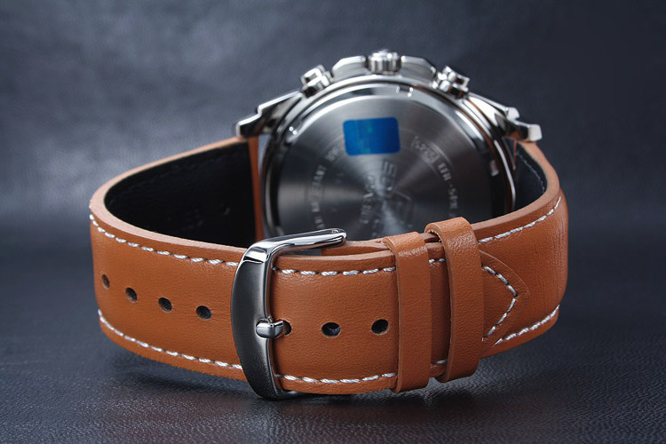 Casio EFR-549L-7A Casio EFR-549L-7A