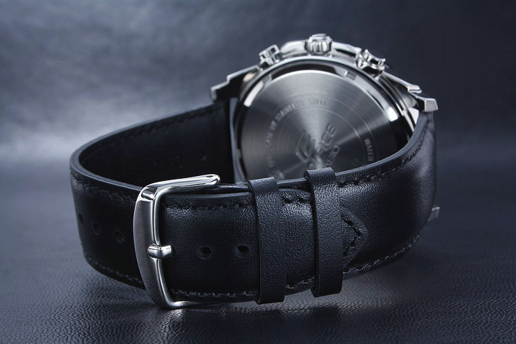Casio EFR-549L-1A Casio EFR-549L-1A