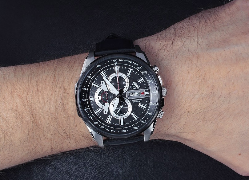Casio EFR-549L-1A Casio EFR-549L-1A