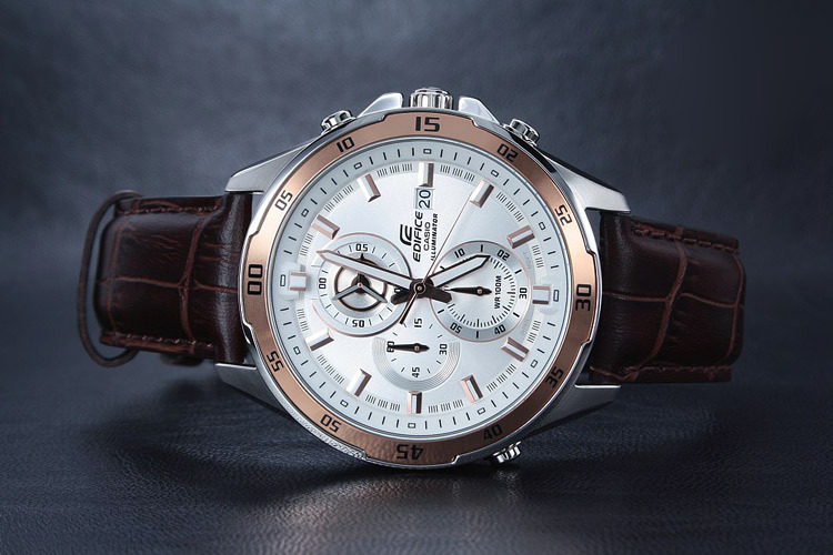 Casio EFR-547L-7A Casio EFR-547L-7A