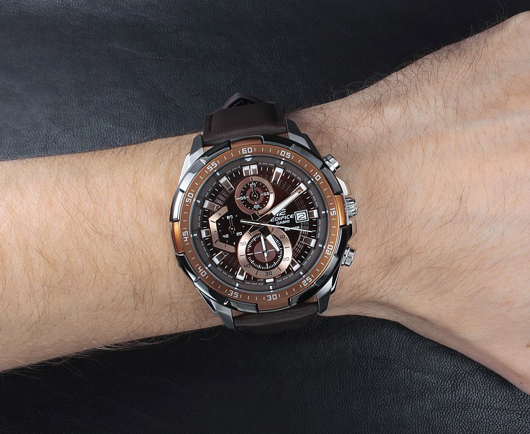 Casio EFR-539L-5A Casio EFR-539L-5A