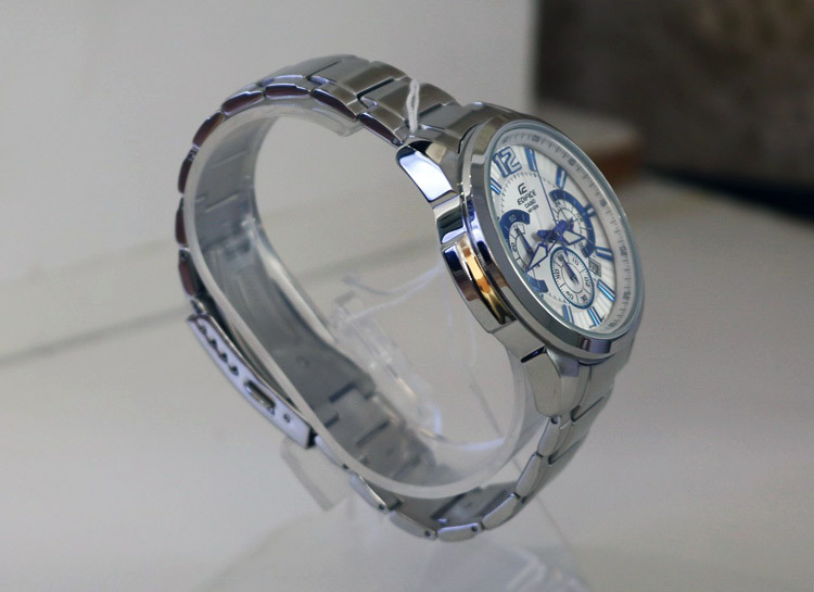 Casio EFR-535D-7A2 Casio EFR-535D-7A2