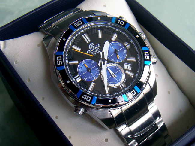 Casio EFR-534D-1A2 Casio EFR-534D-1A2