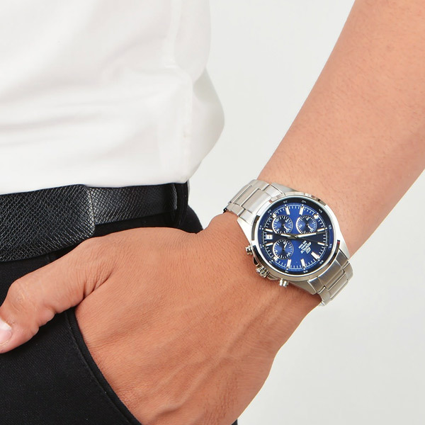 Casio EFR-527D-2A Casio EFR-527D-2A