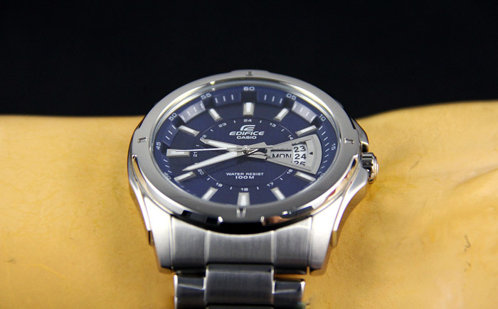 Casio EF-129D-2A Casio EF-129D-2A