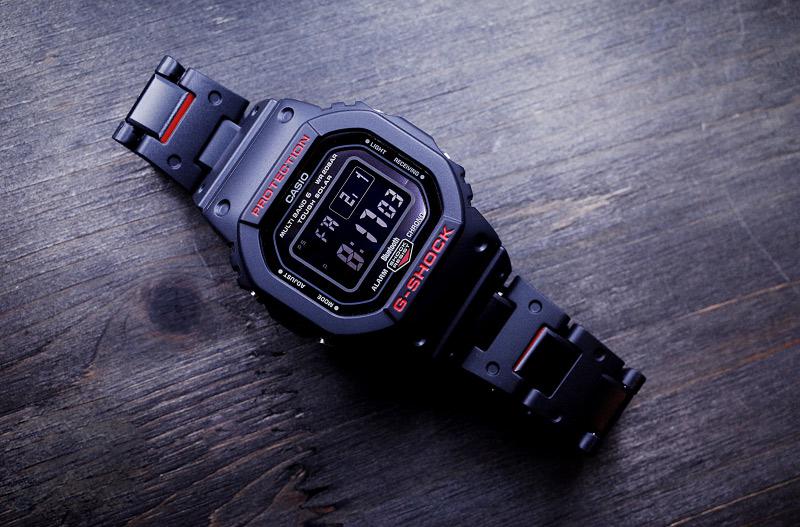 Casio GW-B5600HR-1ER Casio GW-B5600HR-1ER