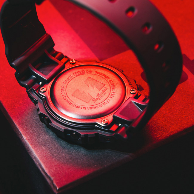 Casio DW-5600HDR-1ER Casio DW-5600HDR-1ER