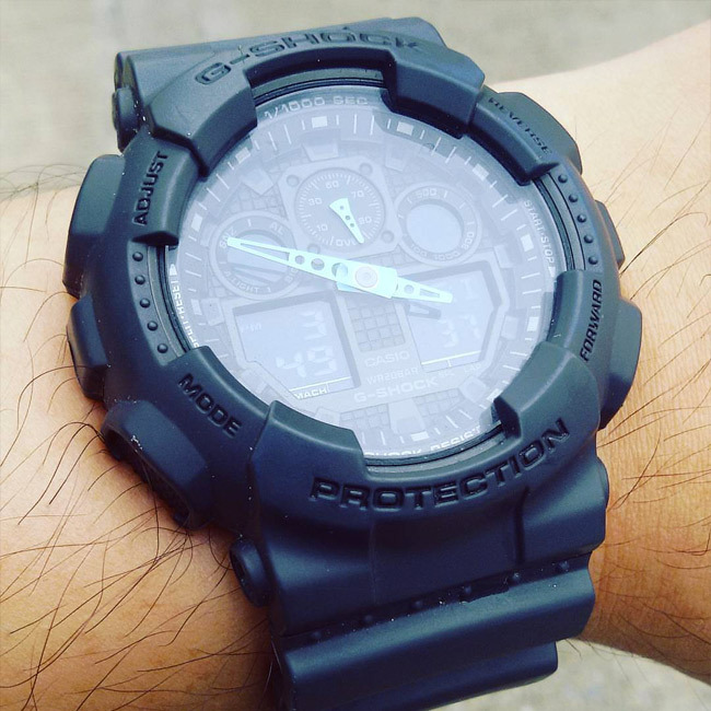Casio GA-100C-8AER Casio GA-100C-8AER