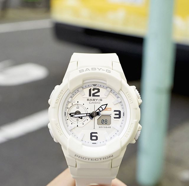 Casio BGA-230-7B2ER Casio BGA-230-7B2ER