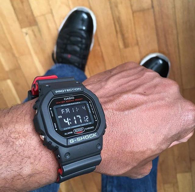 Casio DW-5600HR-1ER Casio DW-5600HR-1ER