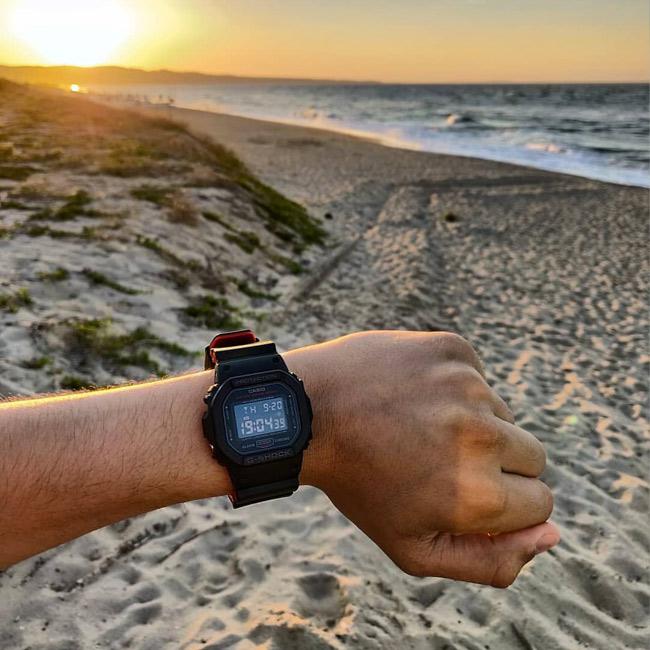 Casio DW-5600HR-1ER Casio DW-5600HR-1ER